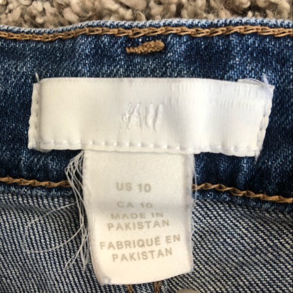 H&M jean shorts - Picture 3 of 3